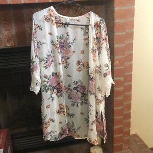 Light floral cardigan!